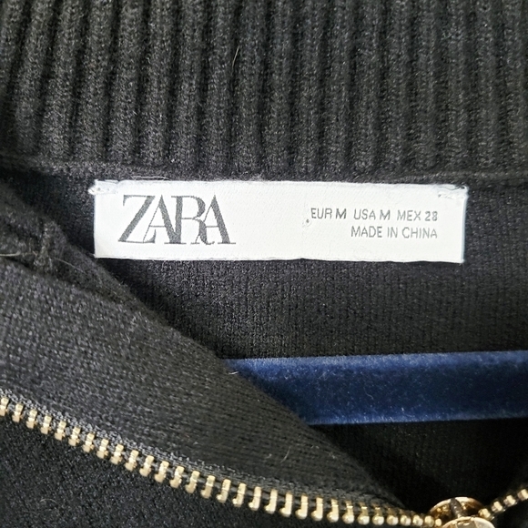 ZARA Black Mini Knit Jumper Dress with Gold Accent Zip Size Medium - Picture 8 of 9